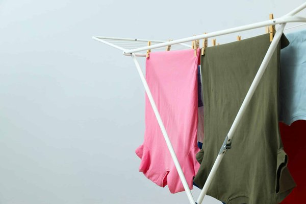 Bien choisir son étendoir à linge : les conseils à suivre