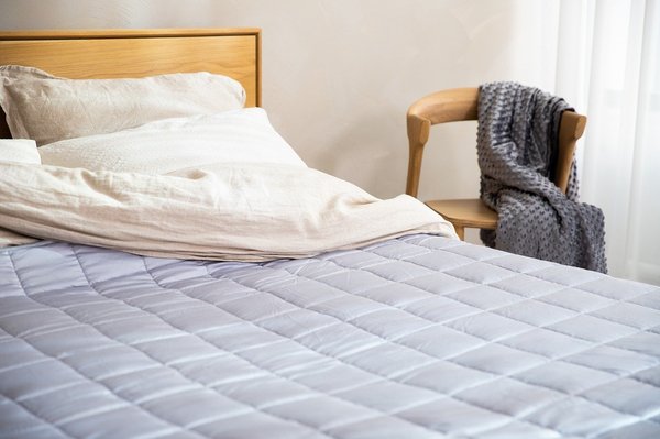 Guide complet : comment désinfecter efficacement un matelas ?